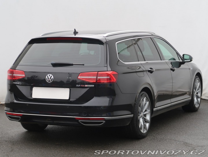 Volkswagen Ostatní modely Passat Highline 2.0 BiTDI 2015