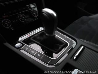 Volkswagen Ostatní modely Passat Highline 2.0 BiTDI 2015