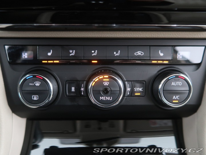 Škoda Superb Laurin&Klement 2.0 TS 2016