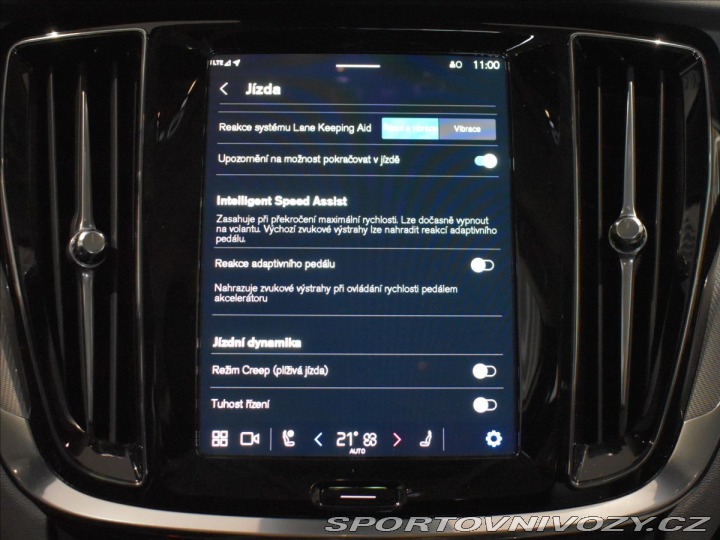 Volvo V60 T6 AWD Core 2025