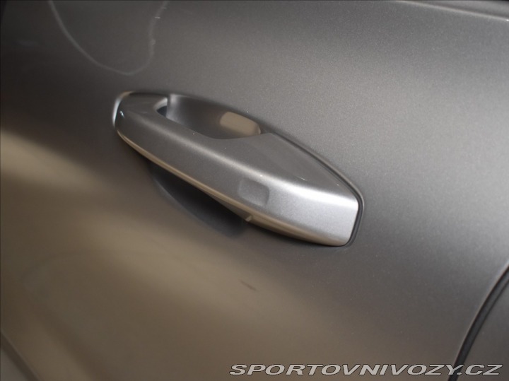 Volvo V60 2,0 T6 AWD Core 2025