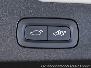 Volvo V60 T6 AWD Core 2025