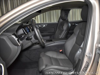 Volvo V60 T6 AWD Core 2025