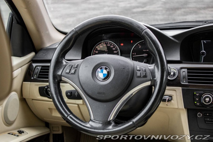 BMW 3 Coupé  320d E92 xDrive, 1 2010