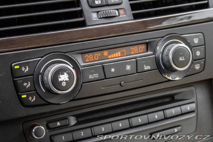 BMW 3 Coupé  320d E92 xDrive, 1 2010