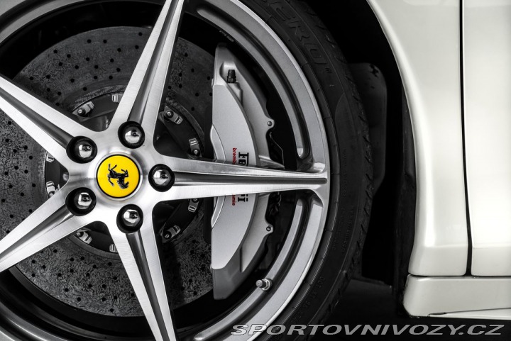 Ferrari 458 Spider 2014