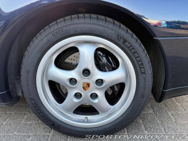 Porsche 911 Carrera 1996