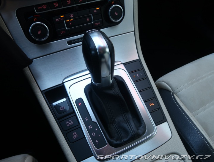 Volkswagen Passat CC CC Sportline 2.0 TSI 2011