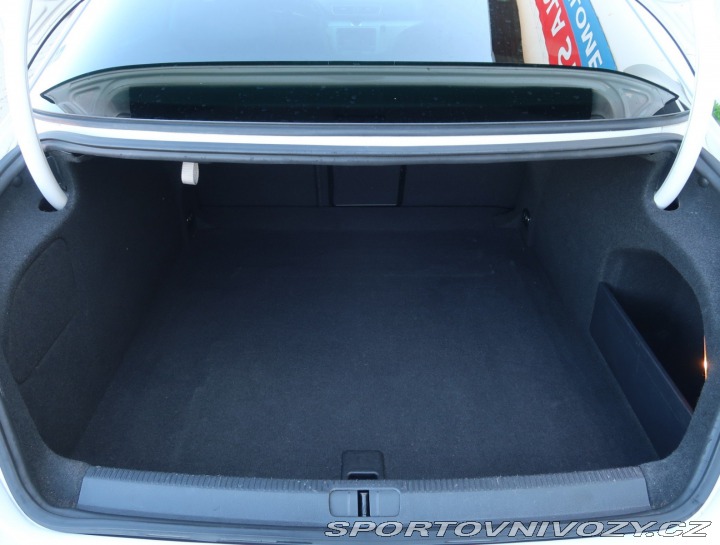 Volkswagen Passat CC CC Sportline 2.0 TSI 2011