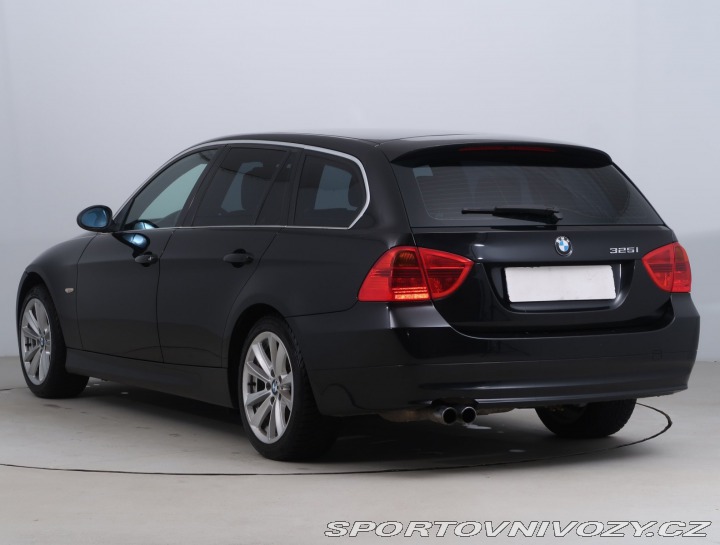 BMW 3 325 i 2009