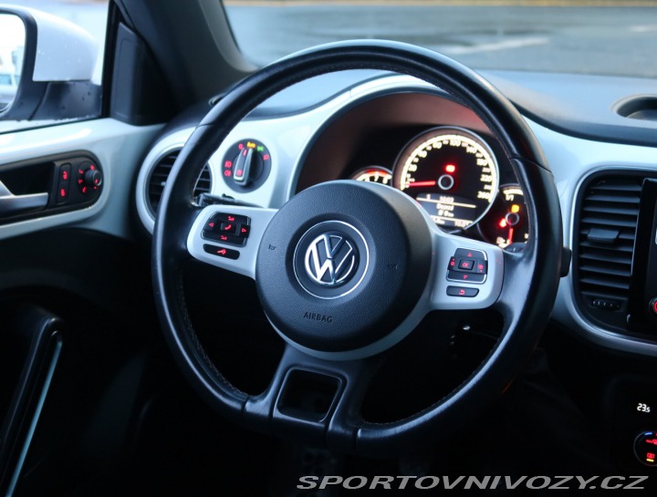 Volkswagen Beetle 1.4 TSI 2015