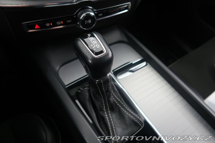 Volvo Ostatní modely XC60 R-Design D4 AWD Polestar 2018