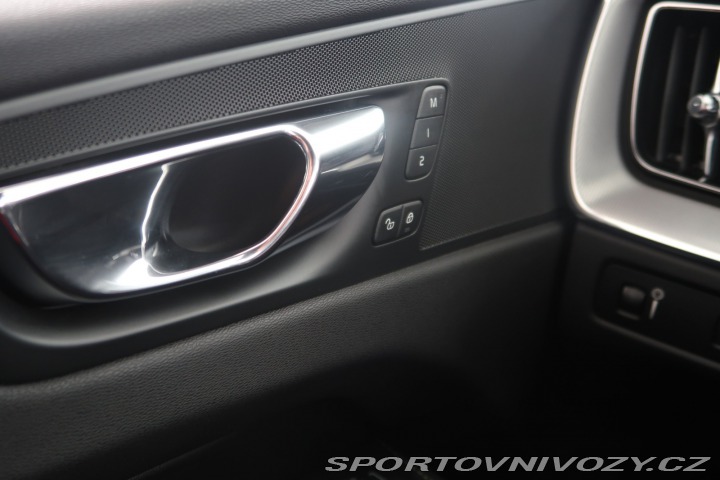 Volvo Ostatní modely XC60 R-Design D4 AWD Polestar 2018