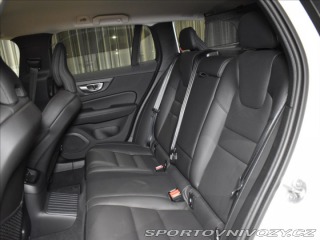 Volvo V60 T8 AWD PLUS BLIS,Bezklíč 2025