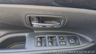 Mitsubishi Ostatní modely Outlander 2,3   4x4 2016