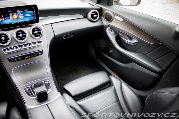 Mercedes-Benz C Kombi  220d 4MATIC AMG li 2018