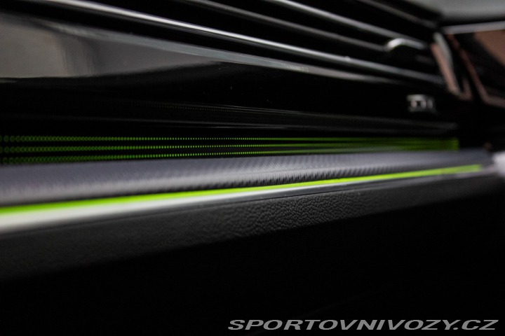 Volkswagen Ostatní modely Touareg  3.0 V6 TDI SCR R-Line / 2019