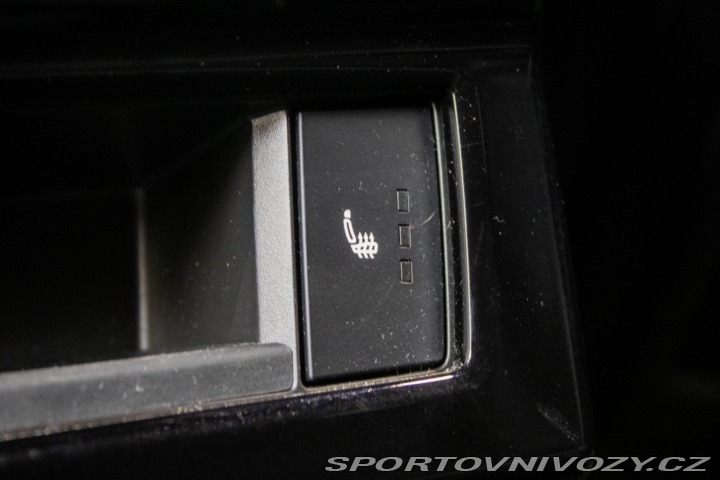 Volkswagen Ostatní modely Touareg  3.0 V6 TDI SCR R-Line / 2019