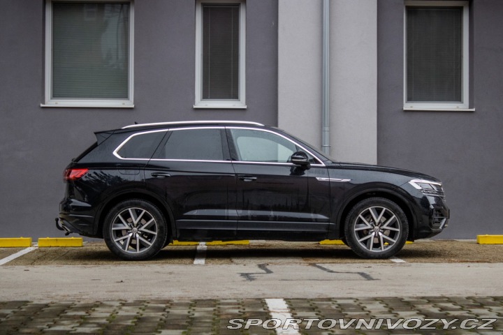 Volkswagen Ostatní modely Touareg  3.0 V6 TDI SCR R-Line / 2019