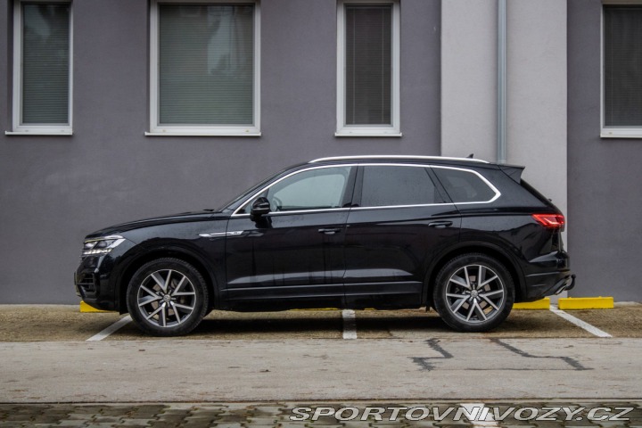 Volkswagen Ostatní modely Touareg  3.0 V6 TDI SCR R-Line / 2019