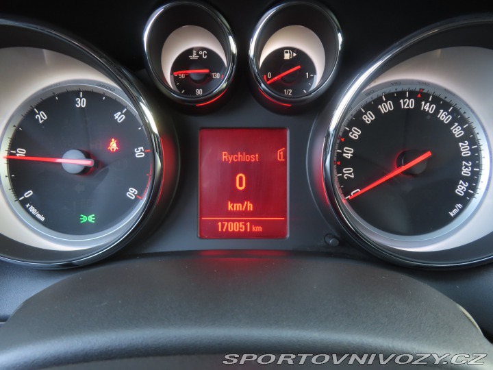 Opel Astra 2.0 CDTI 2013