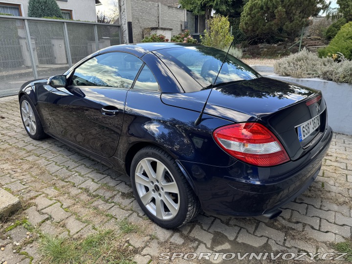 Mercedes-Benz SLK  2005