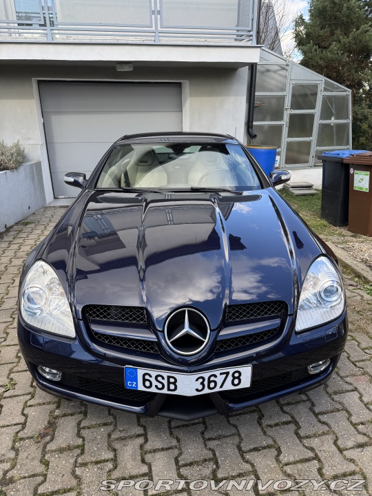 Mercedes-Benz SLK  2005