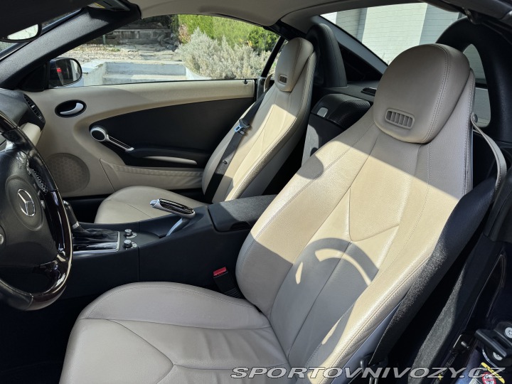 Mercedes-Benz SLK  2005