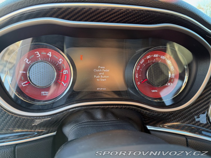 Dodge Challenger Hellcat, 6,2 V8, Manuál 2016