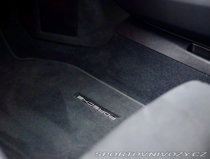 Porsche 911 992 Carrera 4 GTS | PDCC 2023