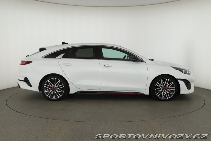 Kia ProCeed GT GT 1.6 T-GDI 2022