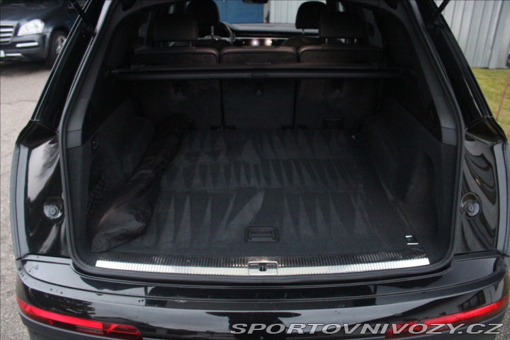 Audi Ostatní modely Q7 3,0   45TDI Quattro S-Lin 2021