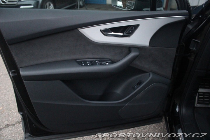 Audi Ostatní modely Q7 3,0   45TDI Quattro S-Lin 2021