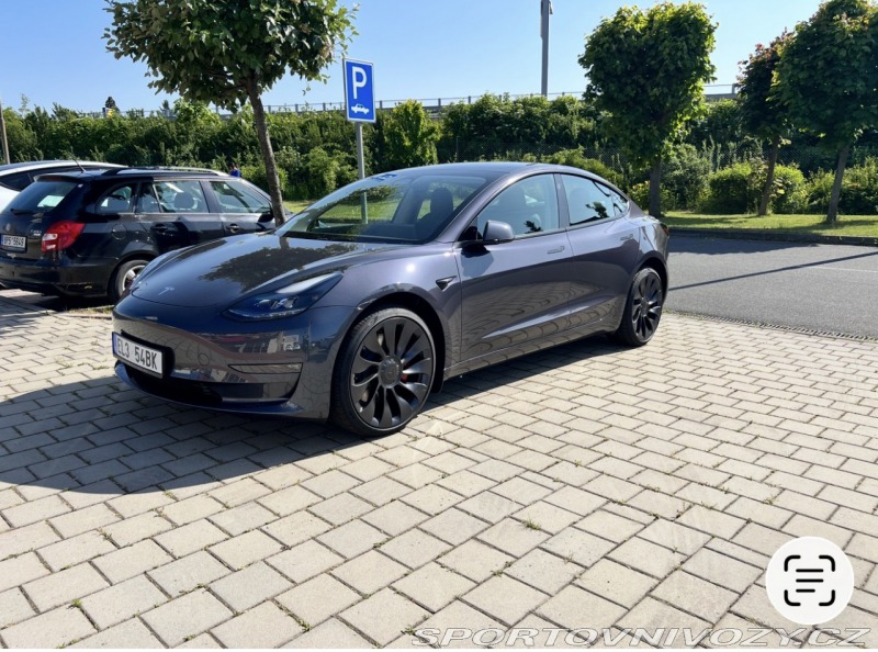 Tesla Model 3 Performance