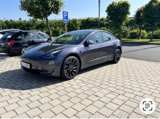 Tesla Model 3 Performance