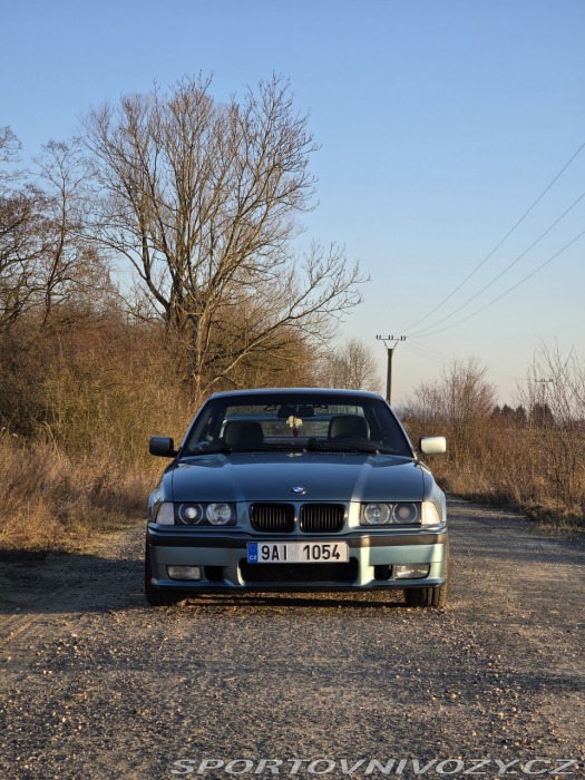 BMW 3 320i