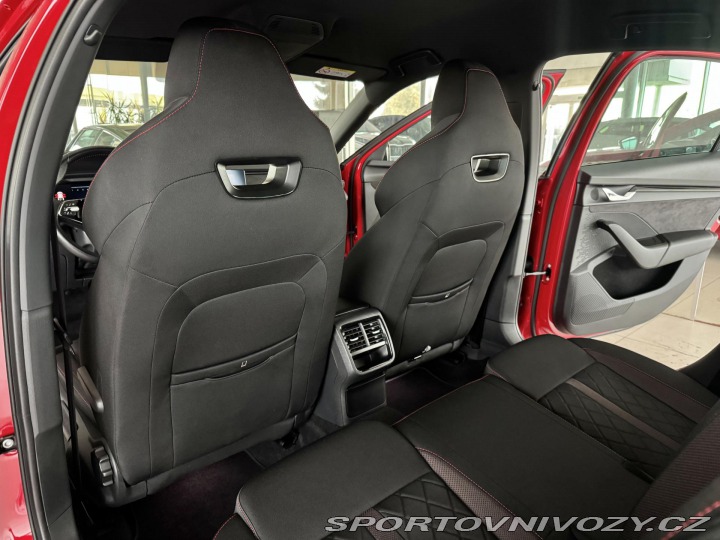 Škoda Octavia RS RS 2,0TSI 180kW*DSG*Webas 2021