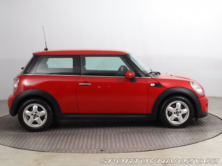 Mini One One 2011