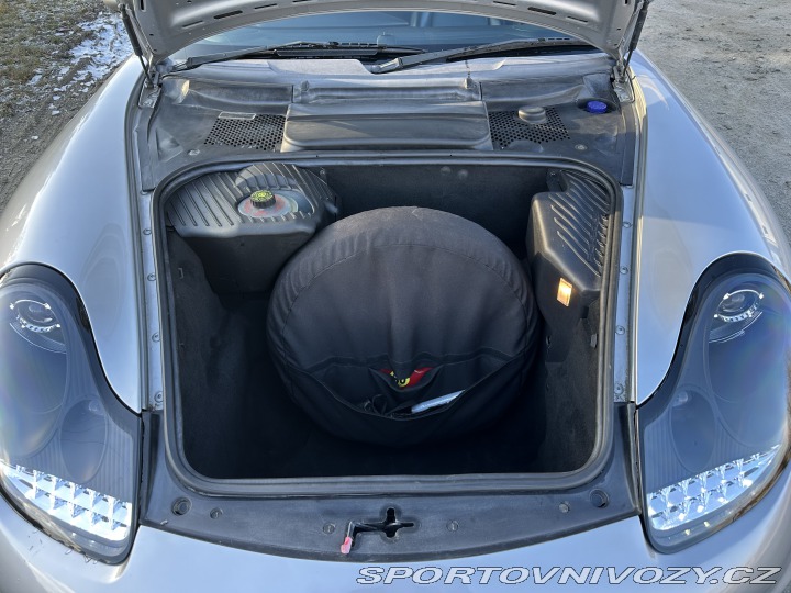 Porsche 911 - manuál 2001