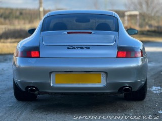 Porsche 911 - manuál 2001