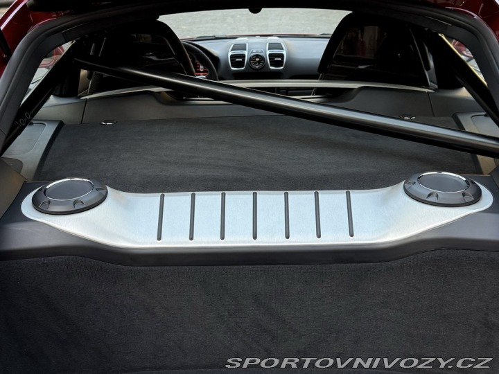 Porsche Cayman GT4 981 2015