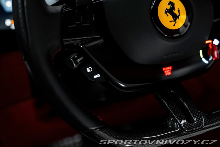 Ferrari Roma Spider, Karbón, JBL, ACC 1800