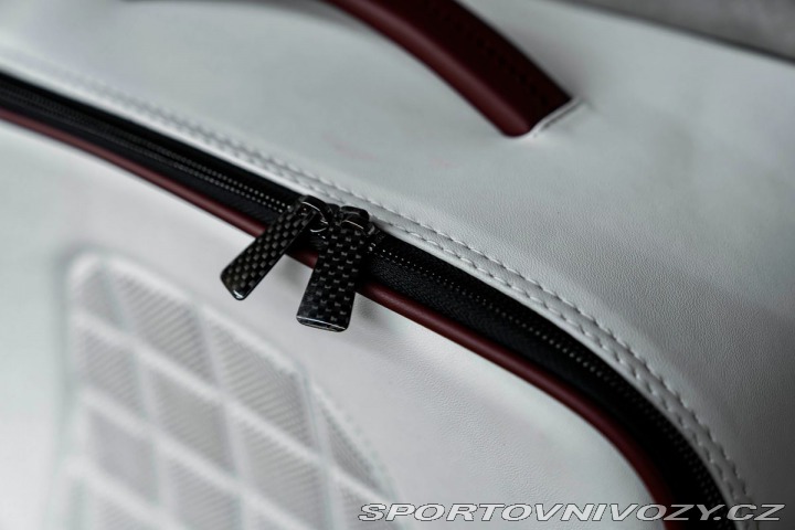 Ferrari Roma Spider, Karbón, JBL, ACC 1800