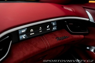 Ferrari Roma Spider, Karbón, JBL, ACC 2025