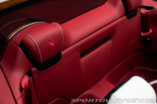 Ferrari Roma Spider, Karbón, JBL, ACC 2025
