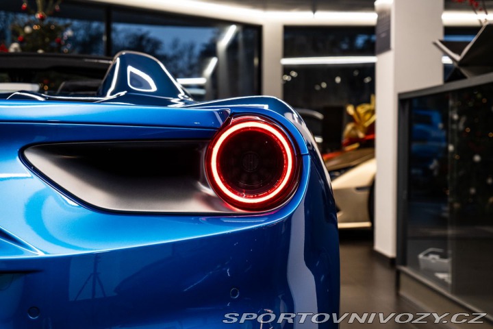 Ferrari 488 Spider/LIFT/JBL/Carbon 2016