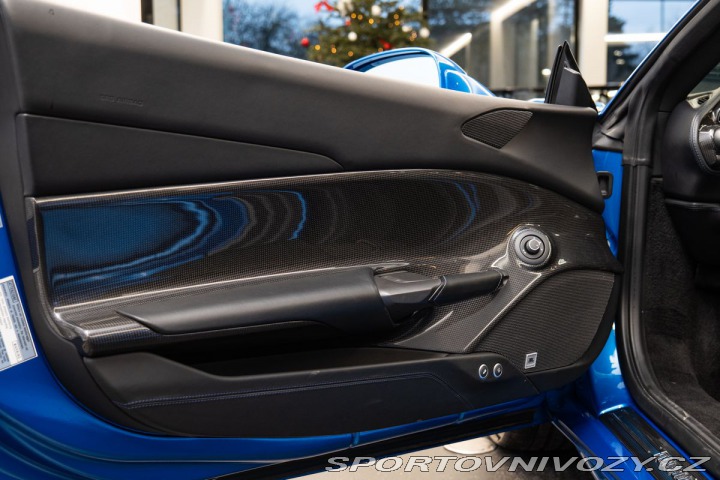 Ferrari 488 Spider /Lift/JBL/Carbon 2016