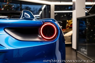 Ferrari 488 Lift/JBL/Carbon 2016