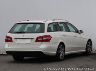Mercedes-Benz E AMG Paket E 250 CDI 2010