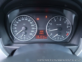 BMW 3 325 i 2005